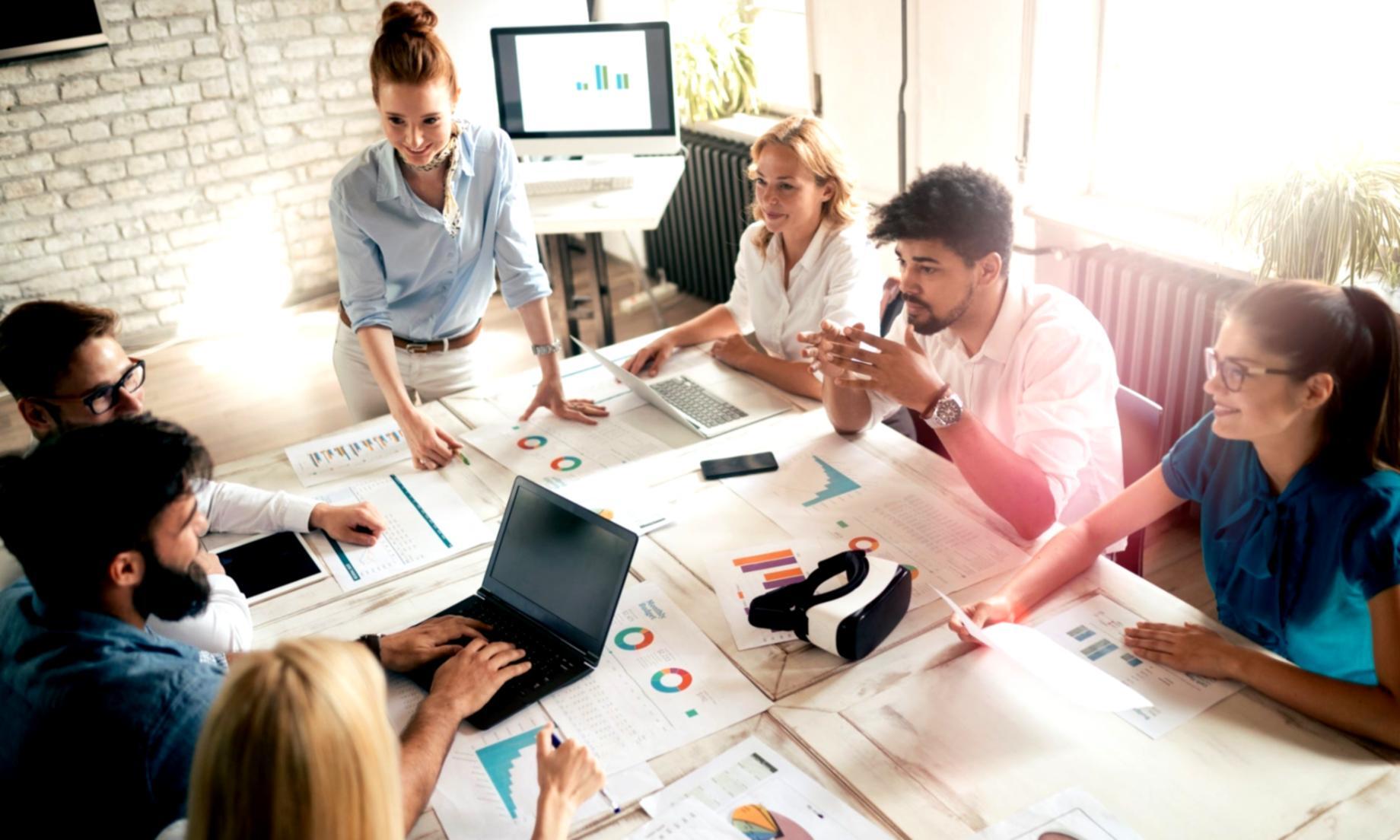 Студенти Cortaxales під час практичного воркшопу з культурної журналістики